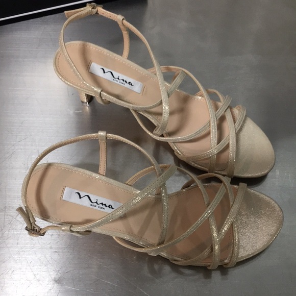 New WB Woman’s Nina of New York Neptune-W High Heel Sandal Shoe - Picture 4 of 5